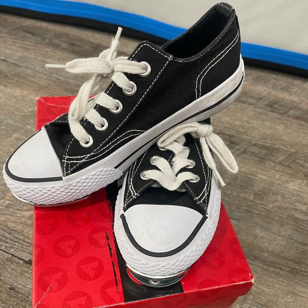 Airwalk Tap Shoes